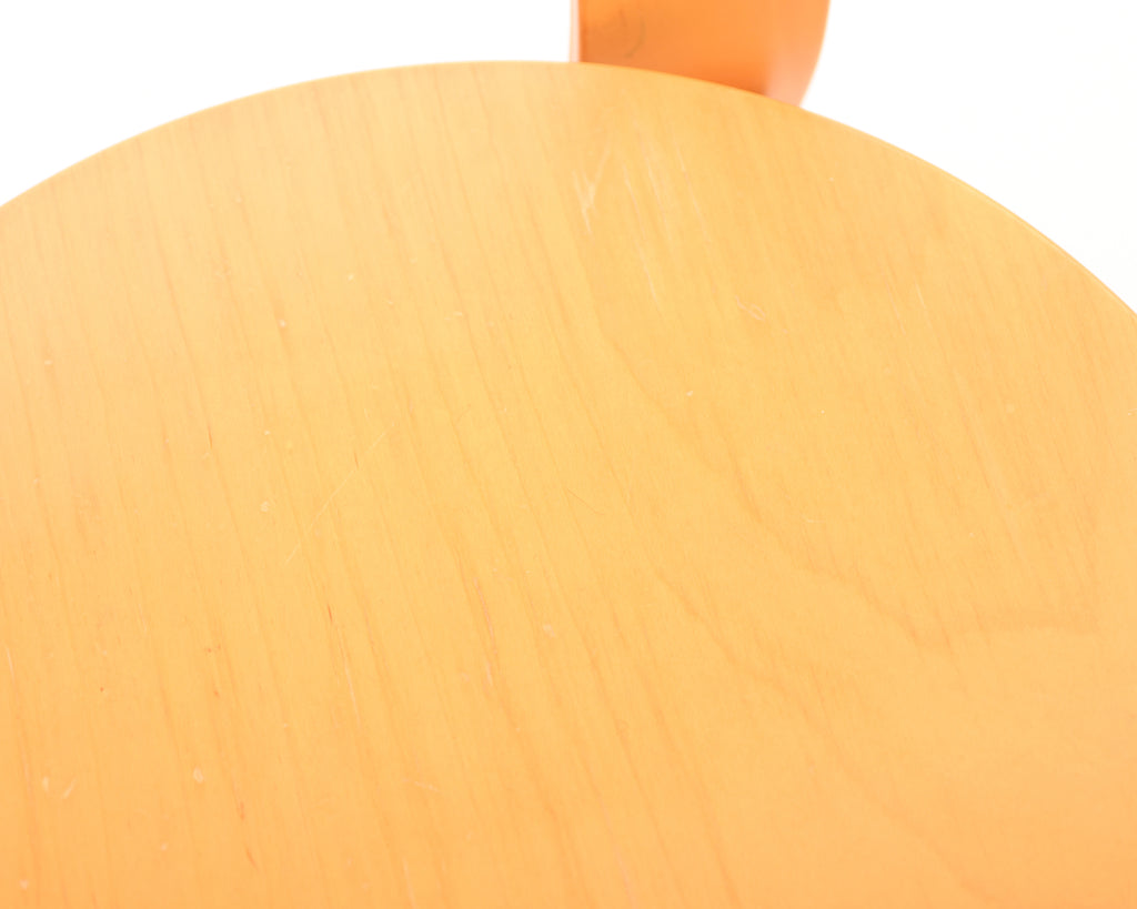 Close-up of the seat surface of a chair.